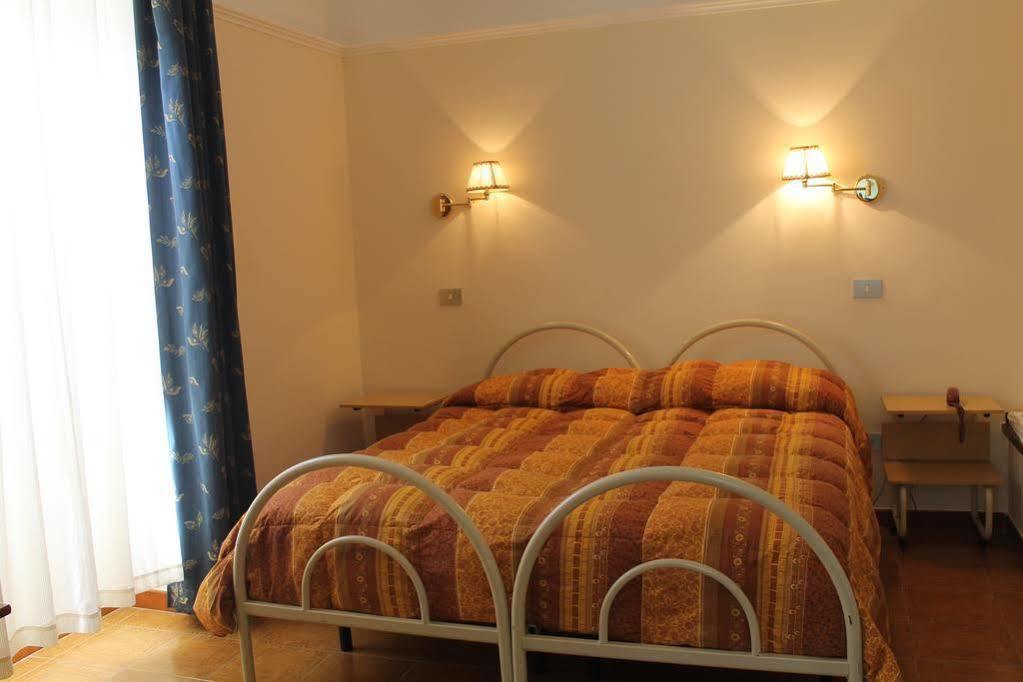 Cappello Hotel Lecce Kültér fotó